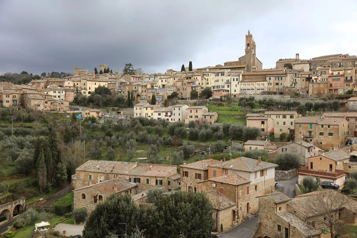 Tour del vino Brunello da Siena a Montalcino: come organizzarsi nel 2026